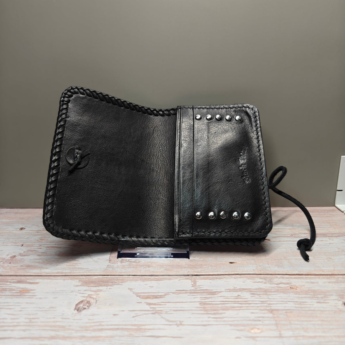 Eagle Ray Tracker Wallet 3