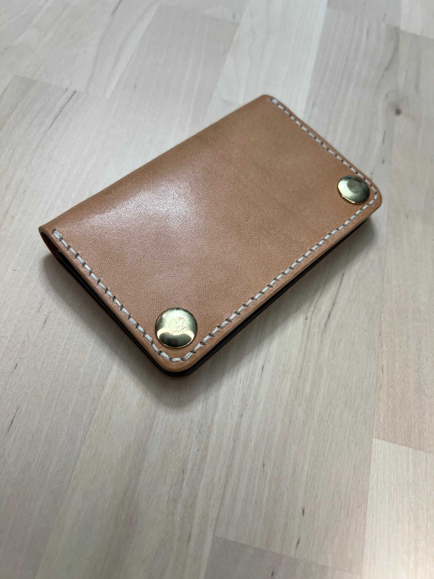 Slim tracker wallet