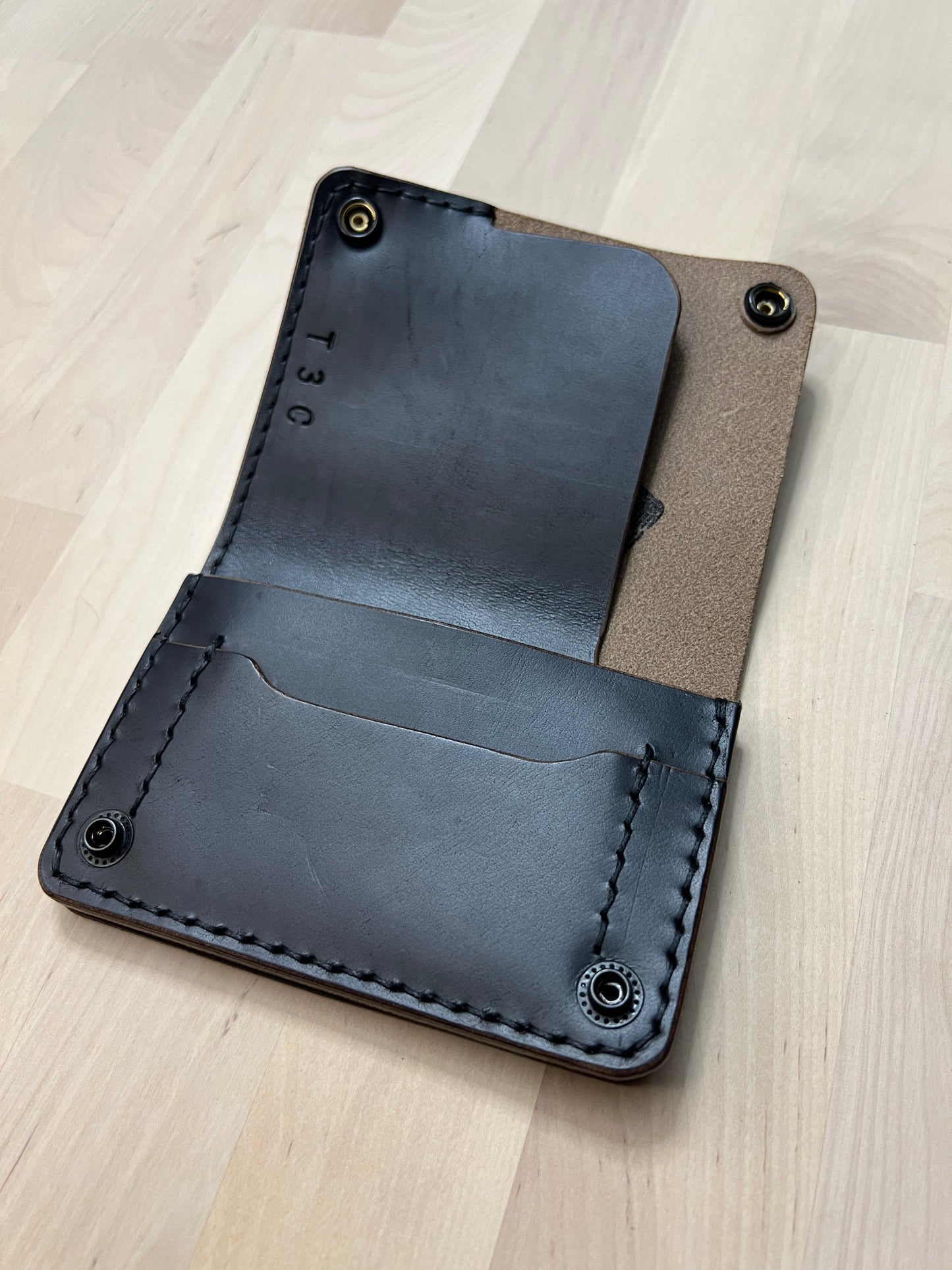 Cash pocket tracker wallet