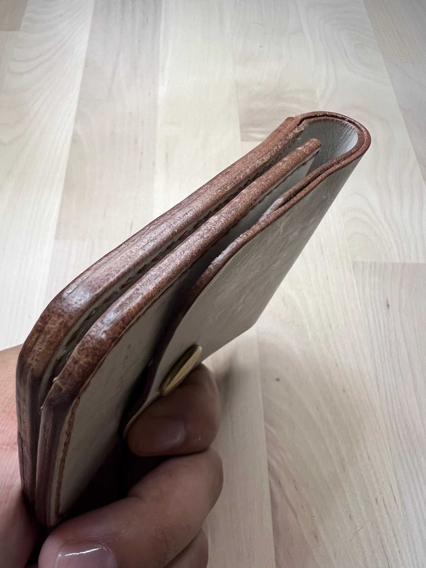 "Spike" minimal wallet